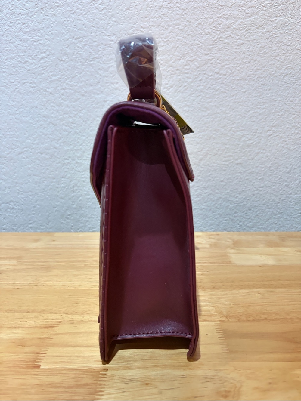 NWT Badgley Mischka BM-4180 Plum Quilted Vegan Leather Crossbody Bag MSRP $179 ๐ - Picture 7 of 10